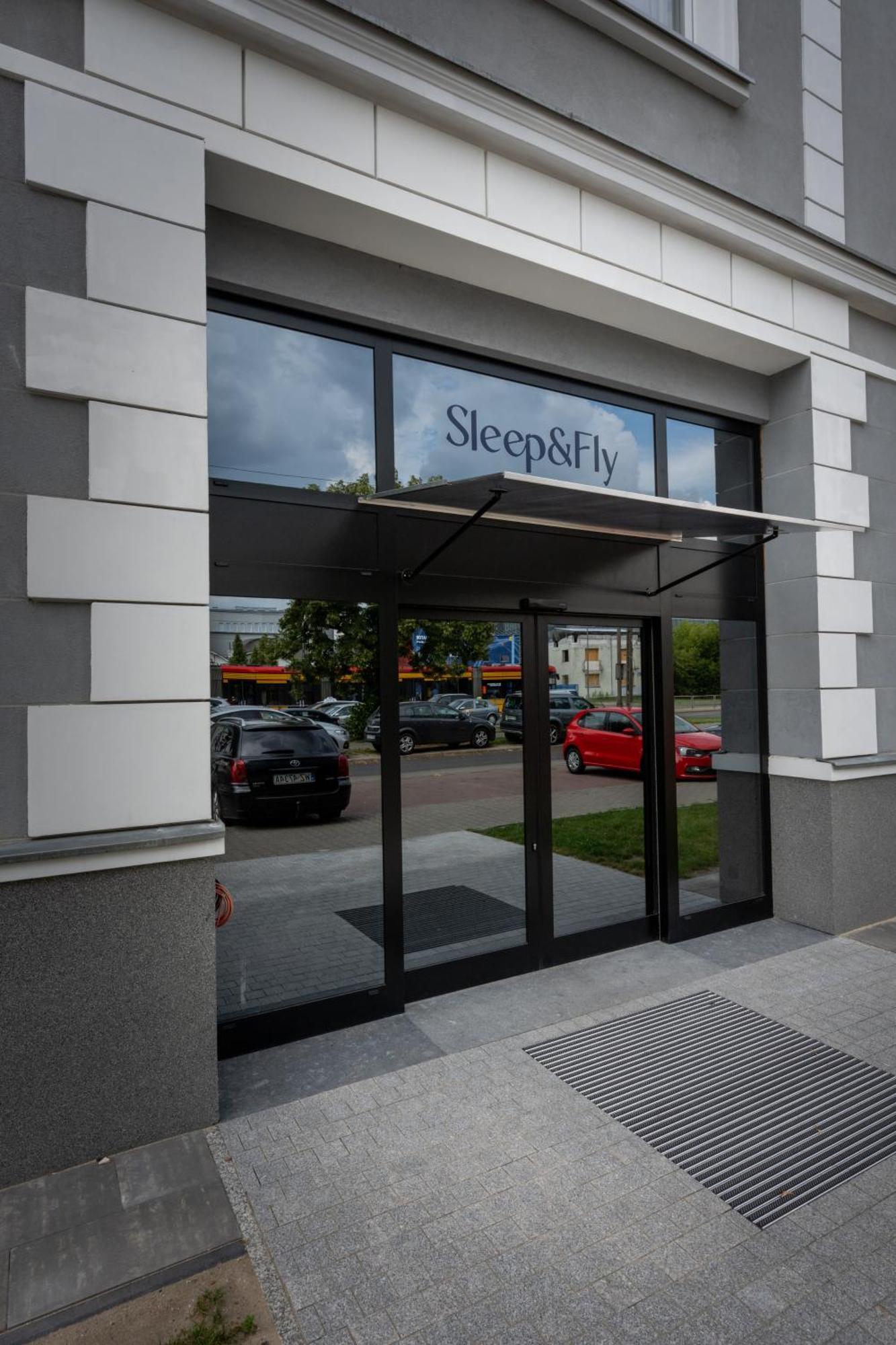 Sleep&Fly Okecie Warsaw Airport Bed & Breakfast Exterior photo